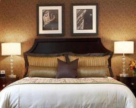 The Clarke Hotel Waukesha Rom bilde